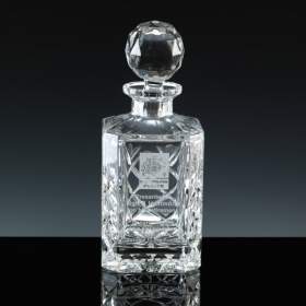 24% lead crystal cut decanter with panel for engraving