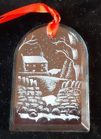 Arch Christmas Tree pendant - Winter Scene