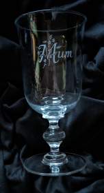 'Mum' red wine glass