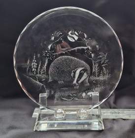 8 inch Crystal Plate and stand engraved with Badger scene -SALE