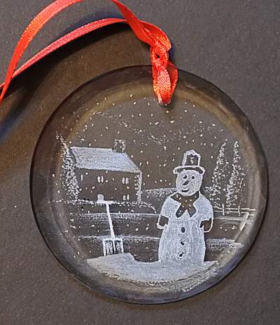 round pendant snowman 2